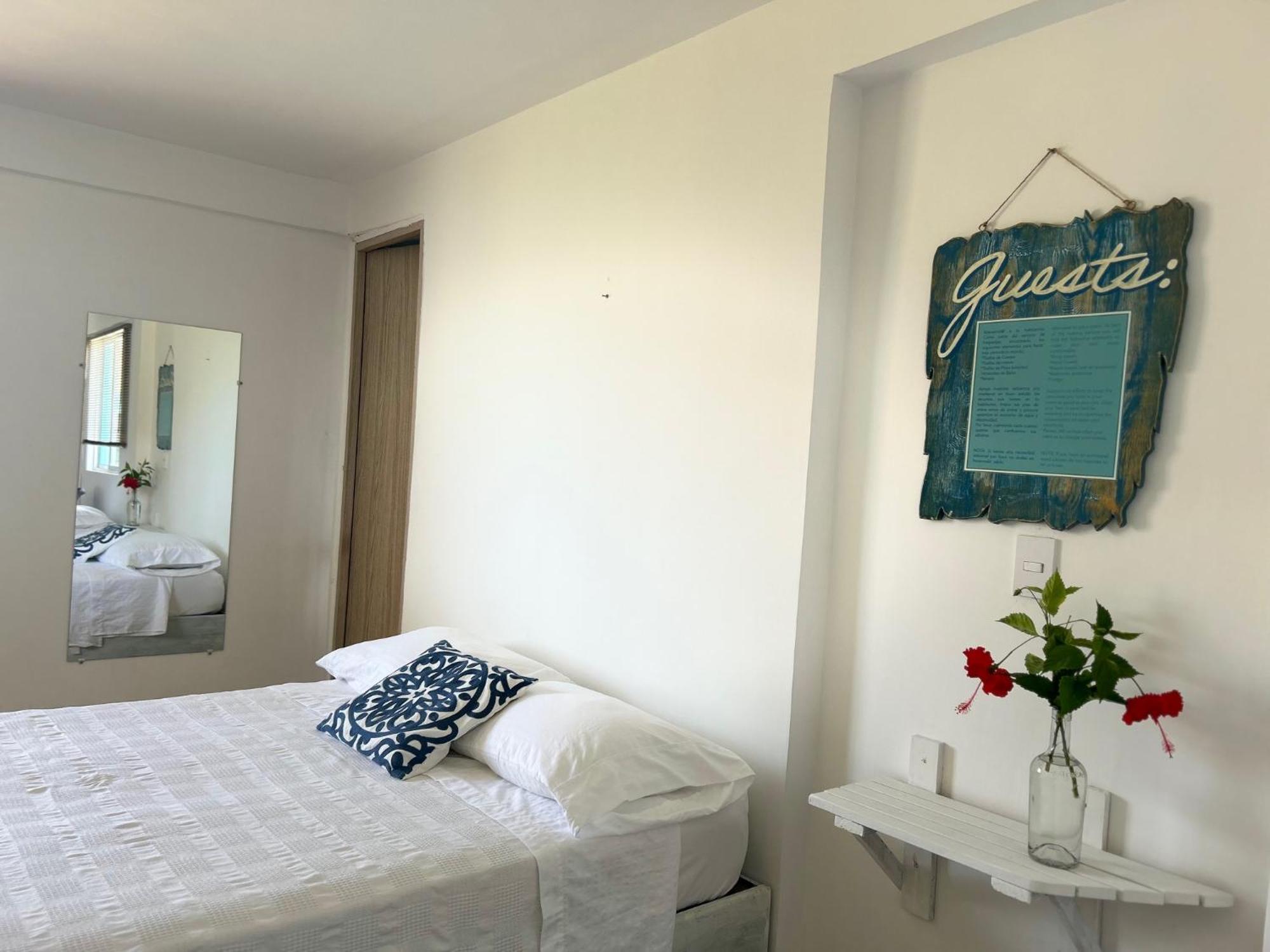 Hotel Miss Francias Home Santa Catalina Island Экстерьер фото